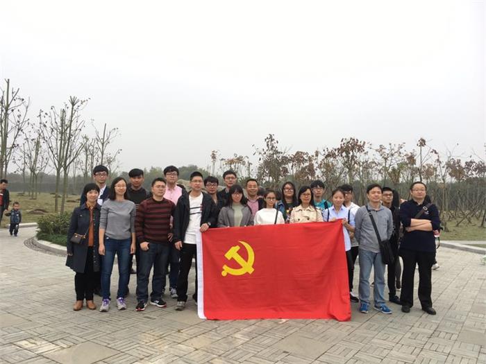 党员.jpg