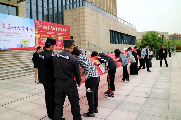 正文700-3.jpg